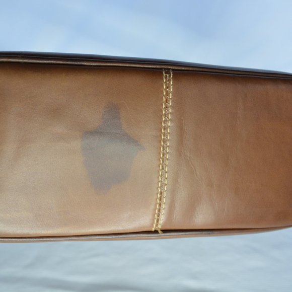 Gucci 1970's script logo leather shoulder bag - Picture 6 of 10